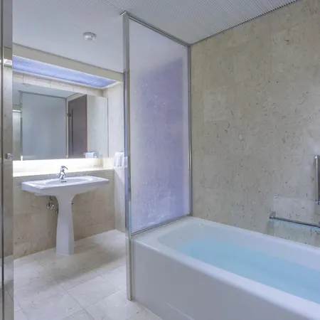 Grand Prince Hotel Takanawa Tokyo Room photo A bathroom in a hotel